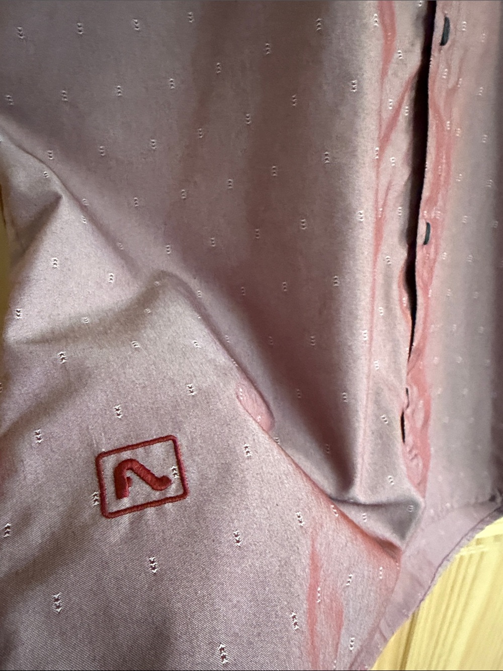 Flylow Men’s Short-Sleeve Button-Down Shirt in Dusty Mauve - Picture 3 of 5